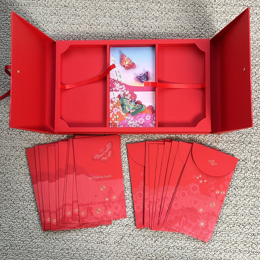 Van Cleef & Arpels 2025 lunar new year red envelope (box + 20 envelopes) - Picture 10 of 12